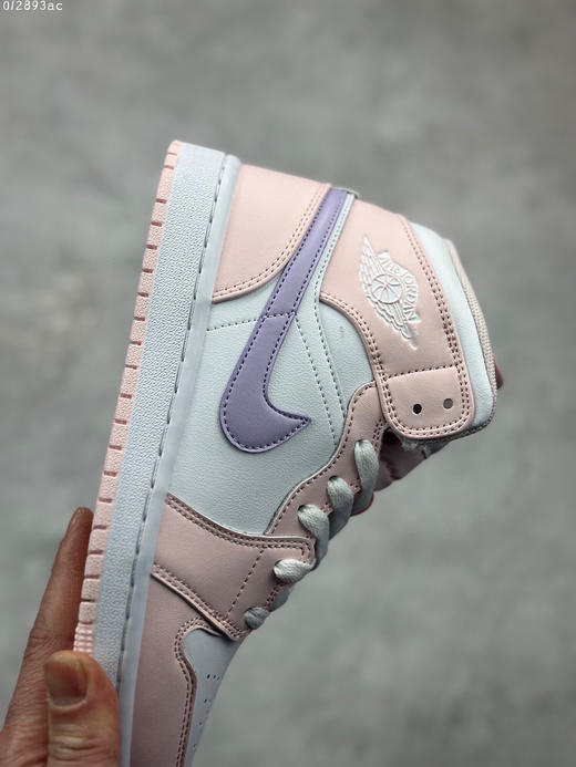 夏日特惠💰420 Air Jordan 1 Mid "Light Smoke Grey" 中帮 白玉AJ1 乔丹1代 aj1 乔1 中邦 米灰乔丹篮球鞋系列 商品图5