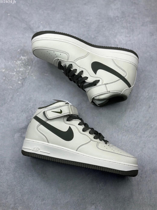 夏日特惠💰460 小红书爆款 公司级 Nike Air Force 1 Mid '07 米军绿 满天星中帮空军一号休闲板鞋 商品图4