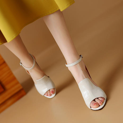 【预售5天】优雅百搭细高跟，里外全皮露趾凉鞋HY&M900-1 商品图8