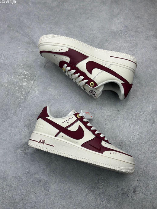 夏日特惠💰430 小红书爆款 官方同步 原装版本 Nike Air Force 1 Low '07 米酒红 40周年复古低帮空军一号休闲板鞋 商品图4