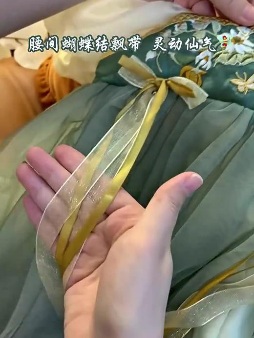 女童国风套装春光绿梦 商品图0