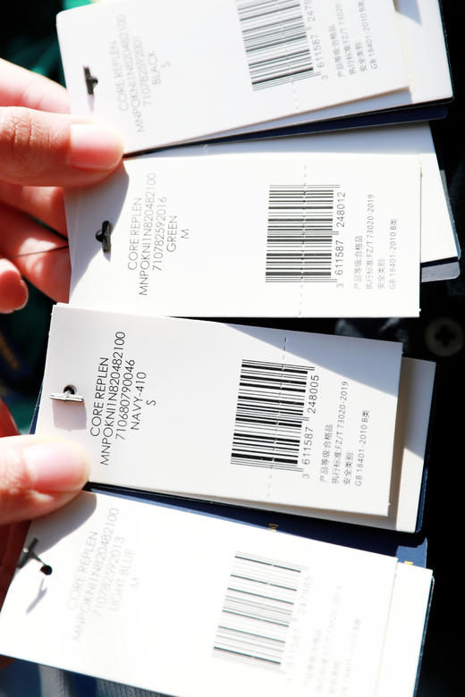 r粉无法拒绝，新色系来了。1290大洋一件の翻领短袖poloA0401888 商品图2