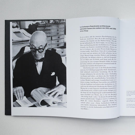 瑞士原版 | 勒·柯布西耶的色彩系统 （一套三卷：一卷简介，两卷色卡） Le Corbusier Polychromie Architecturale 商品图2