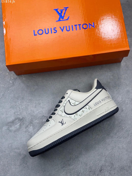 夏日特惠💰490 公司级 # 路易威登 Louis Vuitton 联名定制 Nike Air Force 1 Low '07米卡其花纹 空军低帮休闲板鞋 商品图2