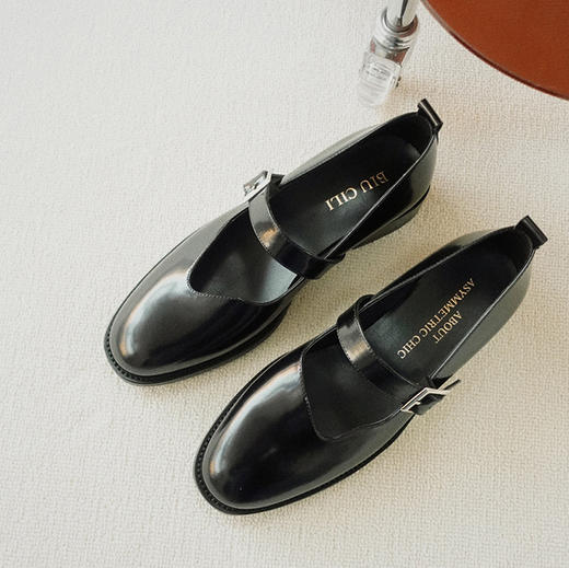 BIUCILI 「黑胶氛围」非对称原创小众学院风玛丽珍小皮鞋女单鞋 商品图5