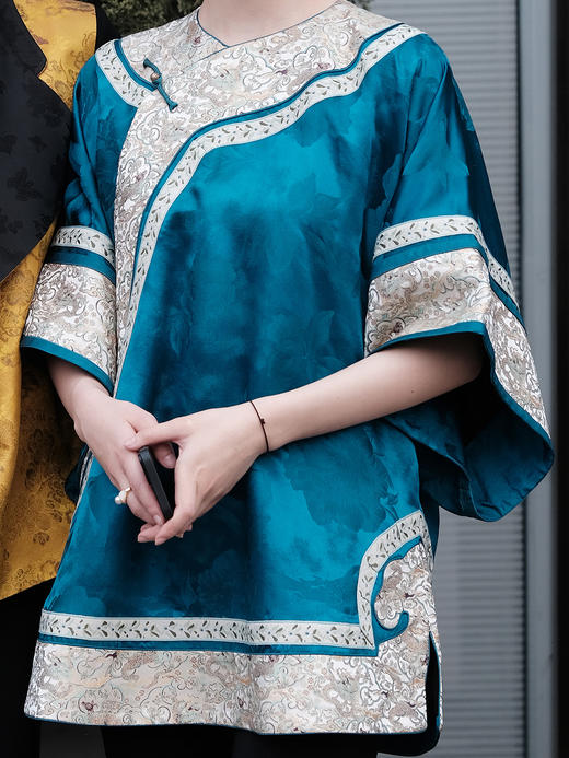 盛唐婧 |高货/重缎真丝宋锦斜襟外套[特价品] 商品图3