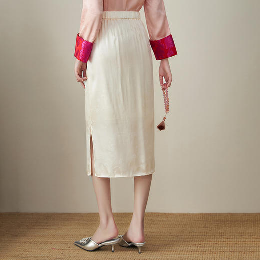 新中式高贵气质，人丝提花缎显瘦遮肉半身裙WLZD-2411510 商品图1