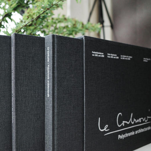 瑞士原版 | 勒·柯布西耶的色彩系统 （一套三卷：一卷简介，两卷色卡） Le Corbusier Polychromie Architecturale 商品图1