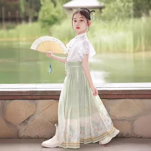 女童马面裙套装-翠菏裙 商品图1