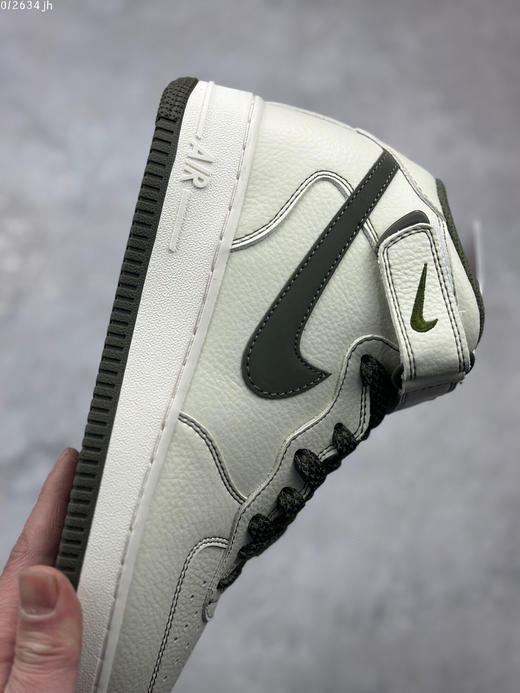 夏日特惠💰460 小红书爆款 公司级 Nike Air Force 1 Mid '07 米军绿 满天星中帮空军一号休闲板鞋 商品图5