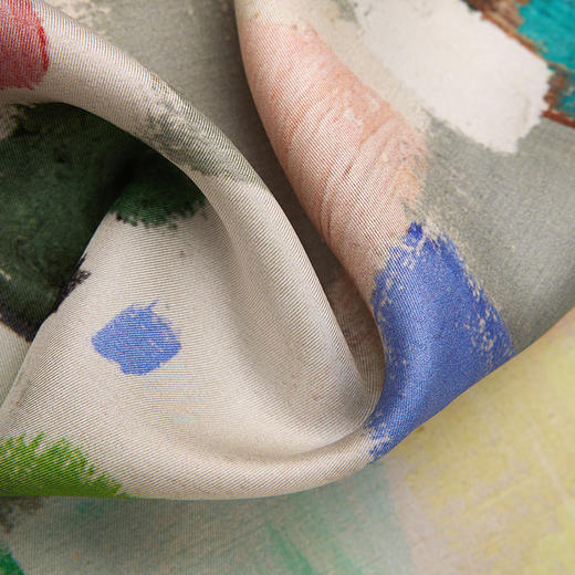 高端吴冠中都市之恋桑蚕丝真丝丝巾披肩送丈母娘妈妈礼物礼盒套装 商品图3