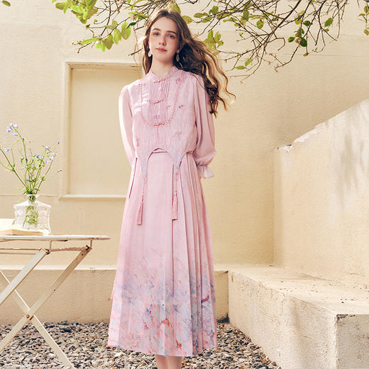 两三事洛神赋2024夏季新款新中式流苏装饰盘扣立领绣花衬衫女 商品图1