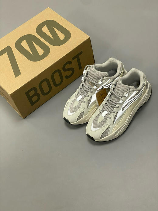 夏日特惠💰550 纯原版本 # Yeezy Boost 700 "Static" 侃爷椰子700 3M反光老爹鞋 商品图8