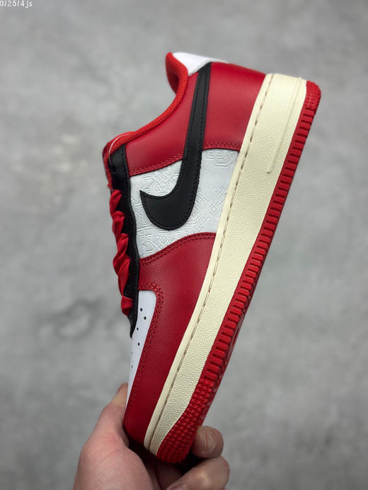 夏日特惠💰430 Nike Air Force 1 Low '07 龙年限定 黑白红低帮空军一号休闲板鞋 商品图6