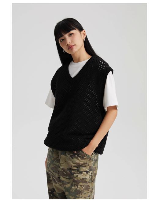 WassupHouse 镂空V领毛背心 商品图3