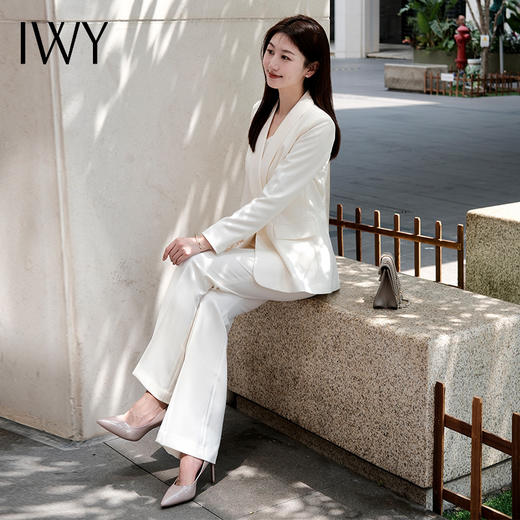 IWY/白色西装套装女新款休闲宽松西装外套医美上班正式场合工作服C14219+P34219 商品图1