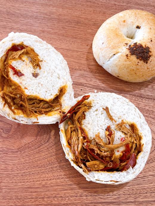 麻辣鸡丝贝果 商品图4