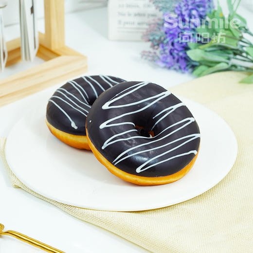 巧克力甜甜圈 商品图0