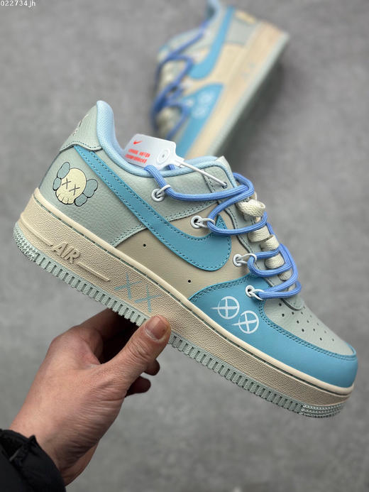 夏日特惠💰460 NK Air Force 1 X Kaws 空军一号定制绑带 商品图3