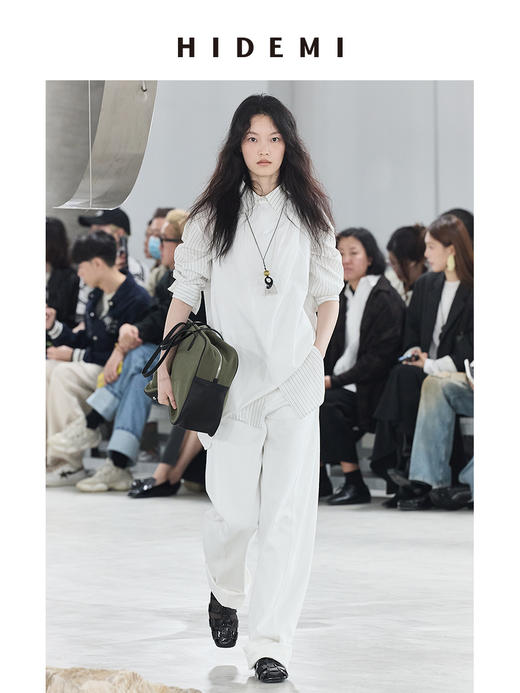 HIDEMI 极简设计感纽扣条纹口袋廓形衬衫 白色/牛油果绿 商品图0