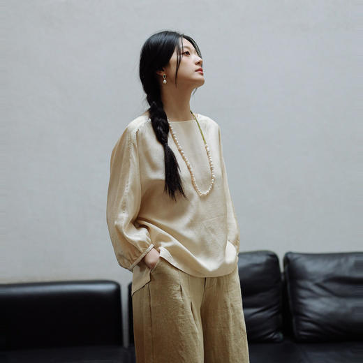 绽放198朵/真丝桑蚕丝19姆米柞蚕丝提花脏染米杏色休闲衬衫 商品图0