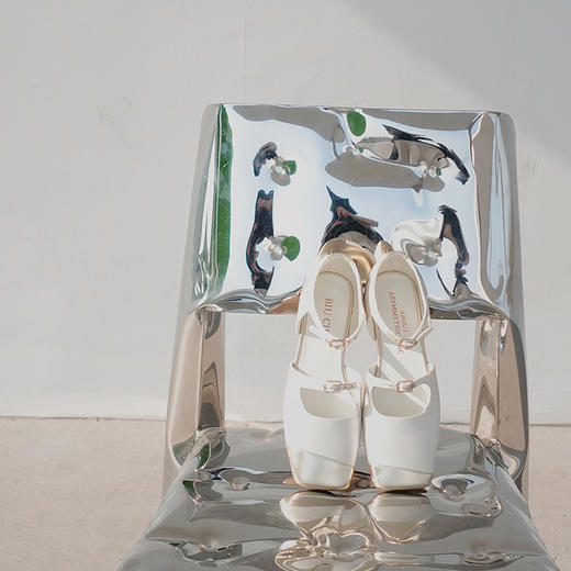 BIUCILI 原创设计 新中式丝绒真丝布芭蕾舞鞋中空玛丽珍女单鞋 商品图3