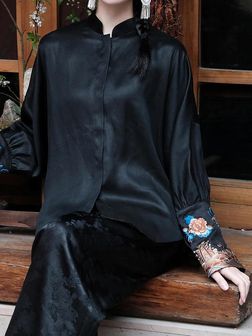 盛唐婧 |真丝新中式绣花衬衫 商品图5