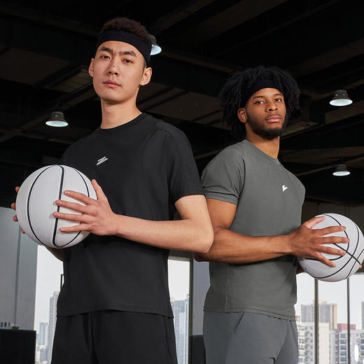 有志者UZIS 极简科技简悦运动短袖男冰感透气篮球健身跑步T恤解语 商品图0