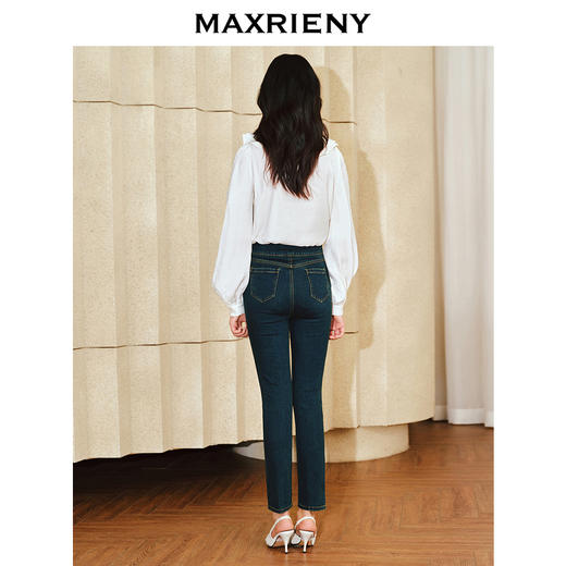 MAXRIENY精致浪漫感烫钻手工盘花上衣2024春季新品温柔风衬衫女(货号:MS85TP045) 商品图3