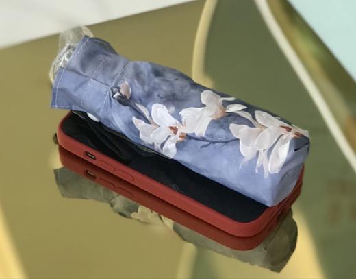 优品堂【雅致炫彩】五折黑胶防晒防紫外线伞 商品图1