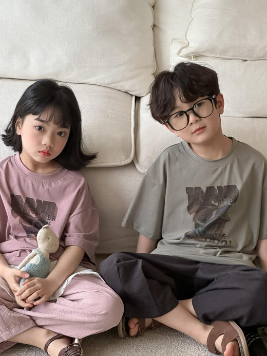 【卡通字母印花，孩子喜欢的可爱风！】2024夏男女童韩版卡通字母印花短袖，儿童圆领休闲五分袖上衣童T恤！-ry 商品图0