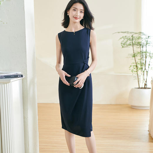 米思阳2026夏季新款通勤简约大气连衣裙高腰修身褶皱设计裙子0220/1238 商品图2