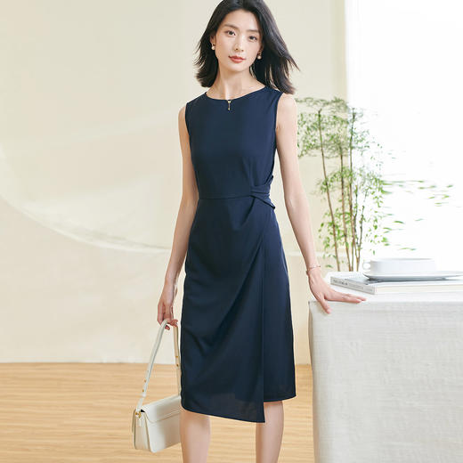 米思阳2026夏季新款通勤简约大气连衣裙高腰修身褶皱设计裙子0220/1238 商品图1