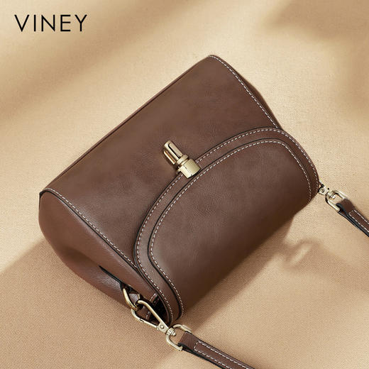 单肩小包 | VINEY含牛皮2024新款复古轻奢斜跨单肩小包5451 商品图11