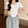 【69元2件】女法式方领短袖T恤 夏季辣妹弧形不规则下摆 纯色短款修身正肩内搭打底上衣 商品缩略图2