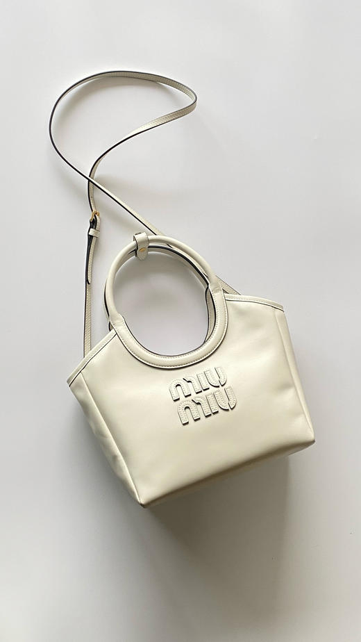 43-5原版皮 miu小号tote 商品图5