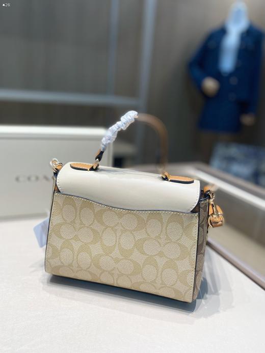 D242 蔻C奶油白超温柔手提包斜挎包 商品图4