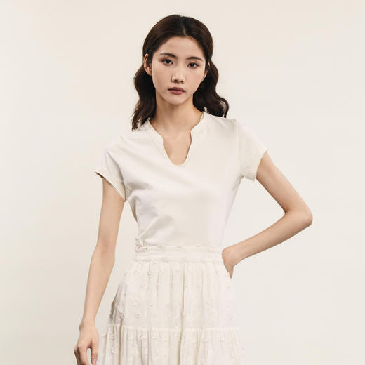 谜底V领T恤短袖女2024年夏季新品百搭纯色修身高弹上衣242MT0572 商品图0