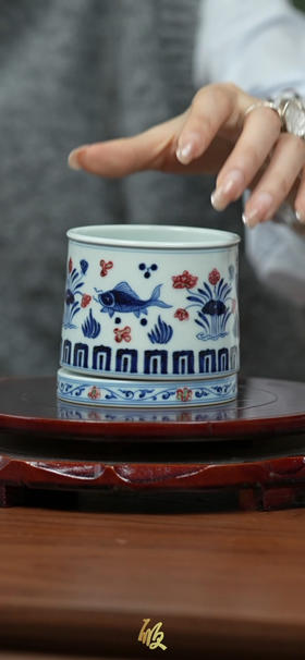 云诗转转鱼藻纹杯