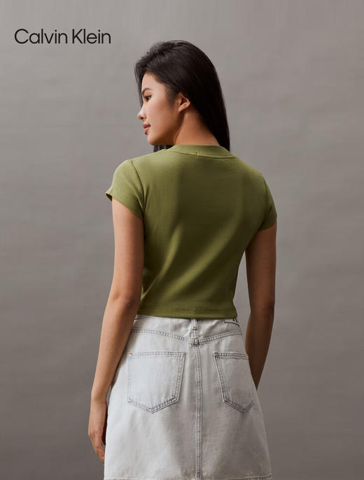 CK 短袖T恤女  J221171-L9N . 商品图1