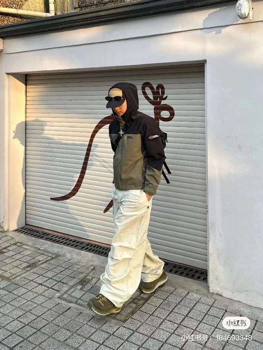 国家地理越南产面料防风防水冲锋衣 商品图3