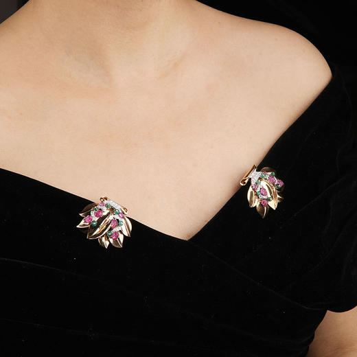 独角鹿西洋古董20世纪法国出品18K黄金镶嵌钻石祖母绿及红宝石水果锦囊风格花篮造型胸针一对 商品图0