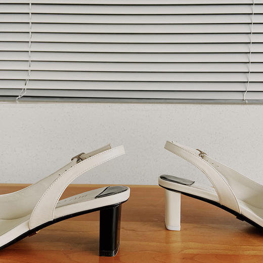 BIUCILI Shadow 原创设计师法式一字带包头方头后空凉鞋女夏拼色 商品图3