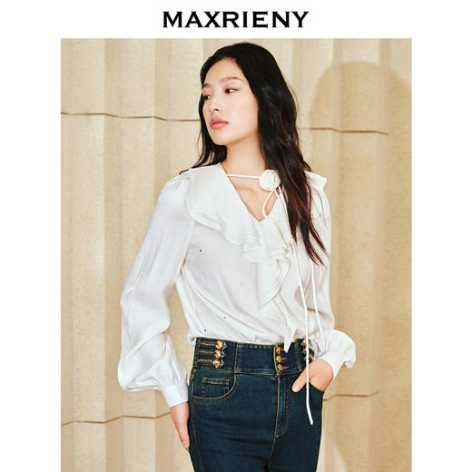 MAXRIENY精致浪漫感烫钻手工盘花上衣2024春季新品温柔风衬衫女(货号:MS85TP045) 商品图2