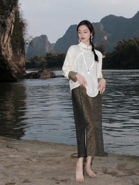 盛唐婧 |真丝宋锦如意团花纹半身裙