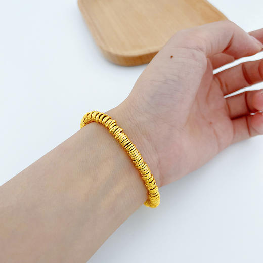 【限时克减150元】足金999.9 #盘缠 #小红书 古法红绳盘缠手串（周长约16cm）(AVGFSCW00001)补差价）预售产品下单后不退款不退货不换货不补差价 商品图2