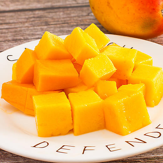 顺丰发货【海南 • 树上熟贵妃芒】 树上熟的“彩虹布丁”，比蜜还甜，每一口都像在吃“芒果冰淇淋”！ 商品图2