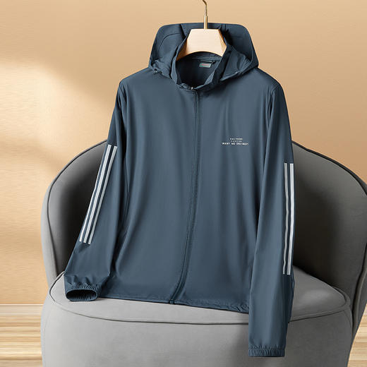 【Q】【防晒衣】【新款DWN】大依优型大码可拆卸帽外套高弹皮肤衣防晒外套男宽松加肥加大码上衣夹克薄款 商品图1