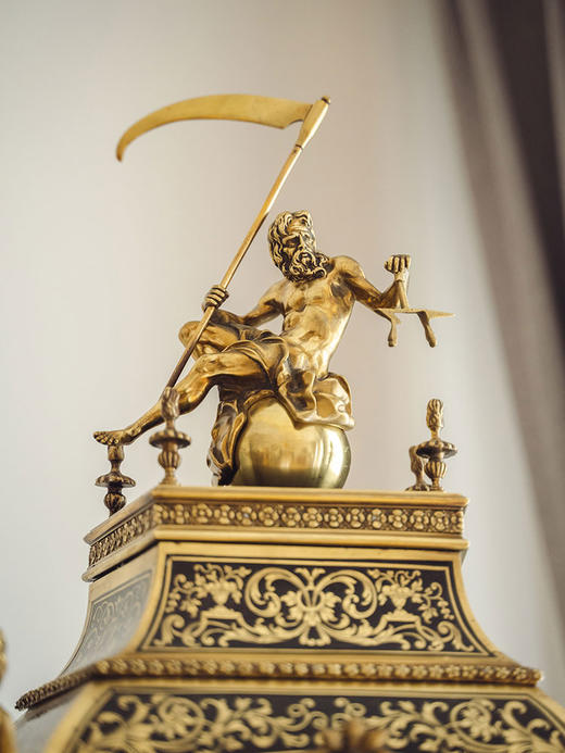 独角鹿西洋古董19世纪末法国出品路易十四风格布勒镶嵌座钟 商品图1