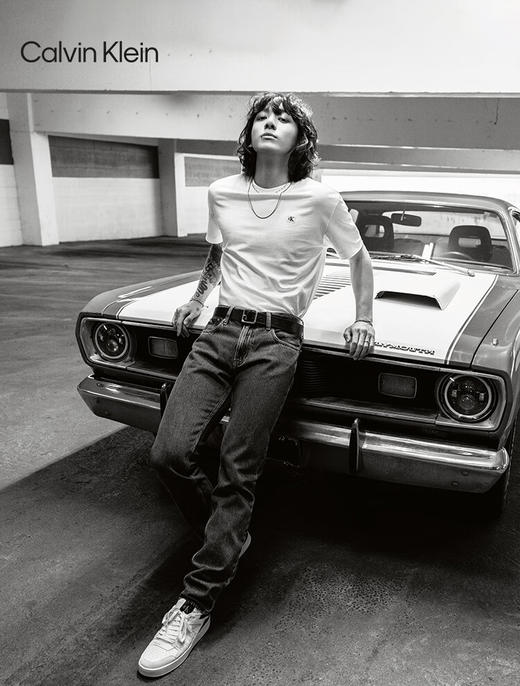 CK 短袖T恤男  J324899-YAF . 商品图0